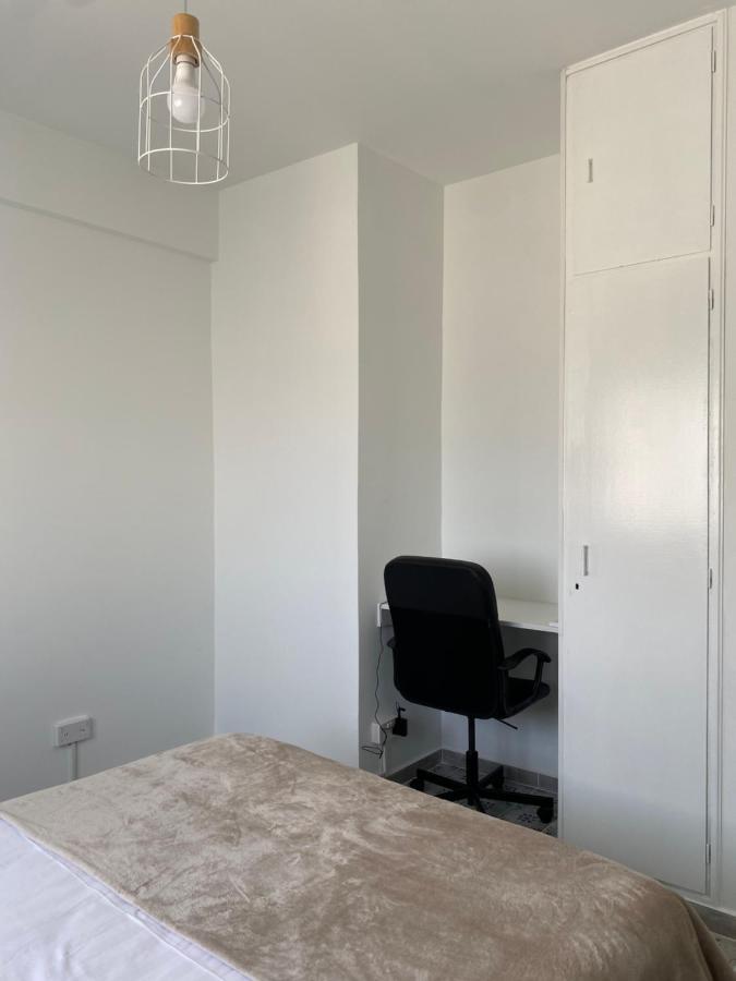 Simple One Bedroom Flat In Engomi Buitenkant foto